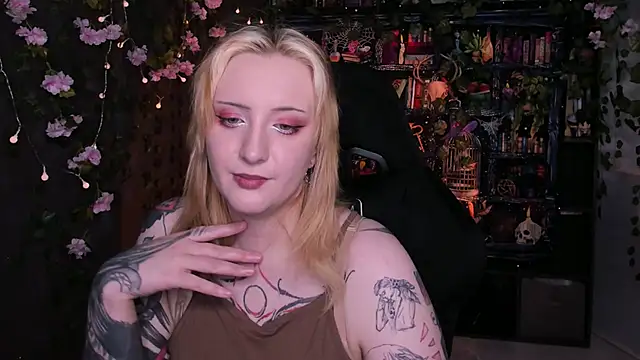 AsheLucker online show from 06/07/26, 06:39