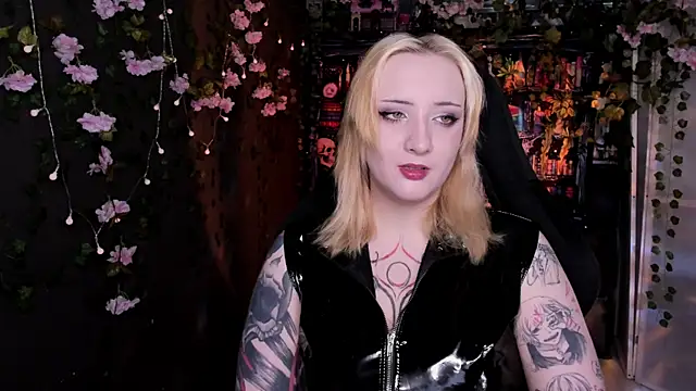 AsheLucker online show from 07/01/26, 07:43