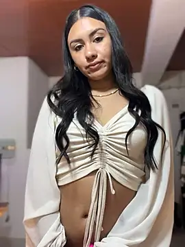 Snapshot of Ambar_pe_ chatting on 01/12/25, 11:36 Ambar pe  online show from 01/12/25, 11:36