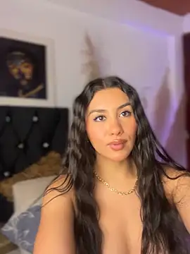 Snapshot of Ambar_pe_ chatting on 02/22/25, 03:23 Ambar pe  online show from 02/22/25, 03:23