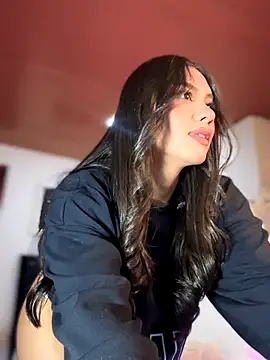 Snapshot of Ambar_pe_ chatting on 10/24/25, 02:08 Ambar pe  online show from 10/24/25, 02:08