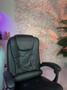 Ambar pe  online show from 11/22/25, 03:27