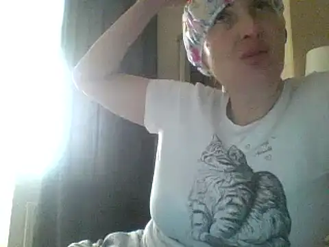 Snapshot of MssAngela chatting on 03/04/25, 10:13 MssAngela online show from 03/04/25, 10:13