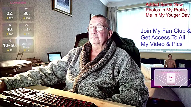 Snapshot of Aandy62 chatting on 12/07/24, 08:11 Aandy62 online show from 12/07/24, 08:11