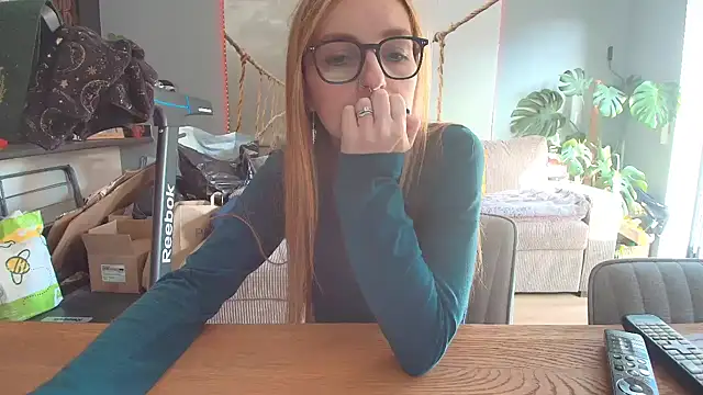 short sweetpea online show from 10/04/25, 02:37