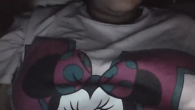 Hilarybunnyy online show from 05/31/26, 04:09