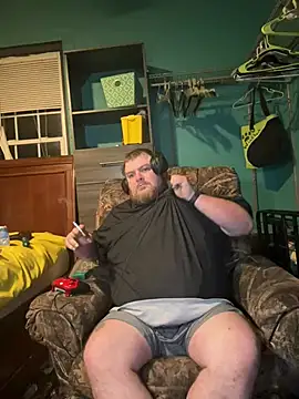 Snapshot of fatdickdaddy448 chatting on 12/26/24, 12:03 fatdickdaddy448 online show from 12/26/24, 12:03