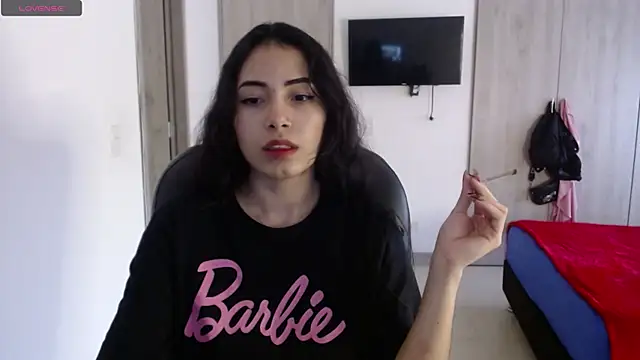 Snapshot of numberfav8 chatting on 12/21/24, 10:30 numberfav8 online show from 12/21/24, 10:30