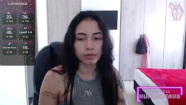 Snapshot of numberfav8 chatting on 01/14/25, 04:40 numberfav8 online show from 01/14/25, 04:40