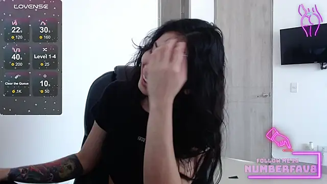 Snapshot of numberfav8 chatting on 01/15/25, 04:54 numberfav8 online show from 01/15/25, 04:54