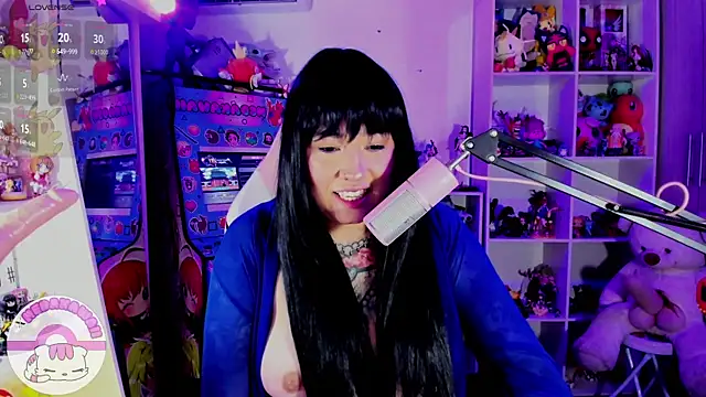 Snapshot of meda_kawaii_ chatting on 01/18/25, 01:52 meda kawaii  online show from 01/18/25, 01:52