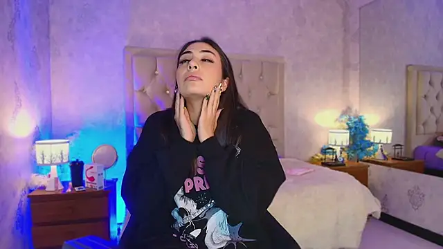 nini love01 online show from 01/07/25, 10:22