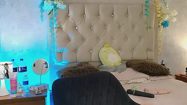 nini love01 online show from 01/23/25, 07:11