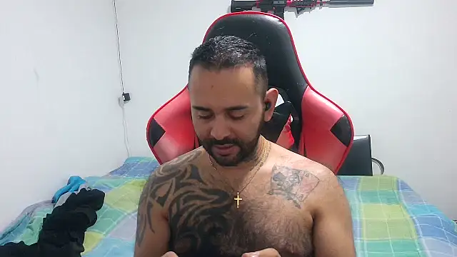 TeddyGominola  online show from 01/28/25, 03:14