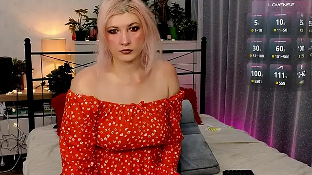 olisunny5 online show from 12/17/24, 02:01