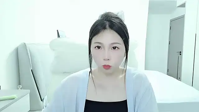 Snapshot of Sunset_glow chatting on 10/08/25, 08:45 Sunset glow online show from 10/08/25, 08:45