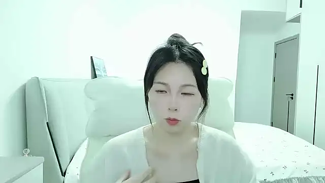 Snapshot of Sunset_glow chatting on 10/26/25, 08:42 Sunset glow online show from 10/26/25, 08:42