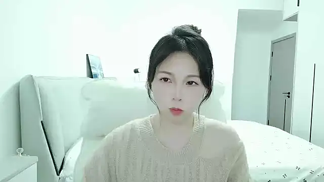 Snapshot of Sunset_glow chatting on 11/04/25, 12:59 Sunset glow online show from 11/04/25, 12:59