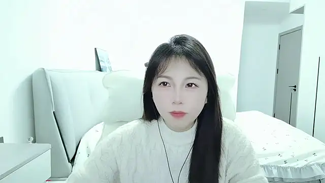 Snapshot of Sunset_glow chatting on 11/23/25, 02:17 Sunset glow online show from 11/23/25, 02:17