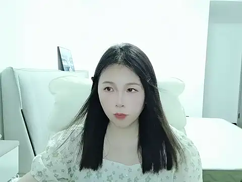 Snapshot of Sunset_glow chatting on 07/19/26, 12:42 Sunset glow online show from 07/19/26, 12:42