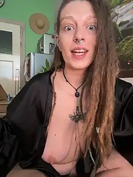 Snapshot of MenaDreadfull chatting on 03/19/25, 07:07 MenaDreadfull online show from 03/19/25, 07:07