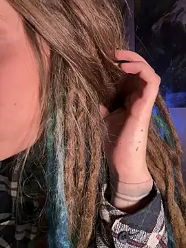 Snapshot of MenaDreadfull chatting on 11/14/25, 06:34 MenaDreadfull online show from 11/14/25, 06:34