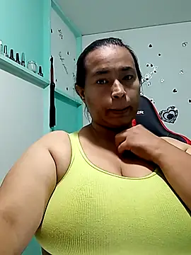 Snapshot of NatalySexxxMilk chatting on 11/14/25, 06:56 NatalySexxxMilk online show from 11/14/25, 06:56