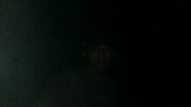 Snapshot of AlexAlejandro13 chatting on 09/25/25, 07:12 AlexAlejandro13 online show from 09/25/25, 07:12