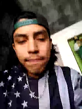 Snapshot of AlexAlejandro13 chatting on 11/07/25, 03:56 AlexAlejandro13 online show from 11/07/25, 03:56