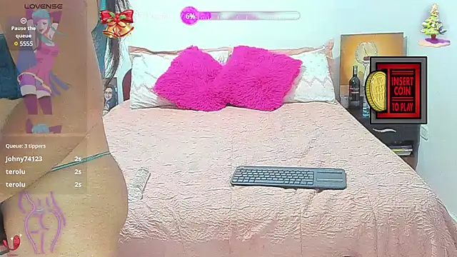 Snapshot of Khalifa_Gold chatting on 12/20/24, 08:49 Khalifa Gold online show from 12/20/24, 08:49