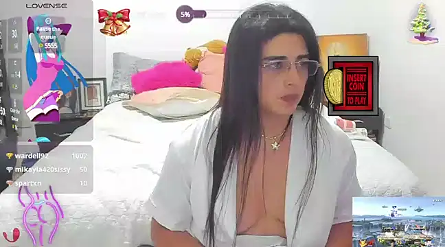 Snapshot of Khalifa_Gold chatting on 01/31/25, 11:24 Khalifa Gold online show from 01/31/25, 11:24
