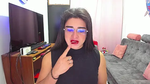 Snapshot of Khalifa_Gold chatting on 03/09/25, 12:42 Khalifa Gold online show from 03/09/25, 12:42