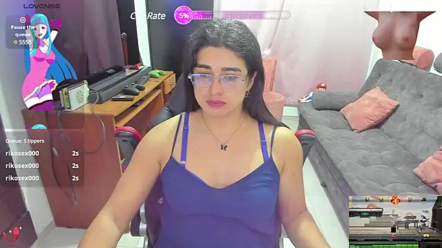 Snapshot of Khalifa_Gold chatting on 03/19/25, 07:07 Khalifa Gold online show from 03/19/25, 07:07