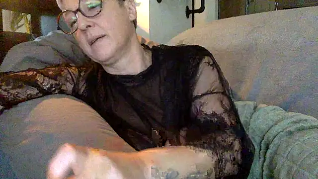 Kbimpakt online show from 11/17/25, 08:20