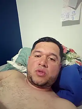 Snapshot of DiegoDuke chatting on 11/11/25, 12:43 DiegoDuke online show from 11/11/25, 12:43