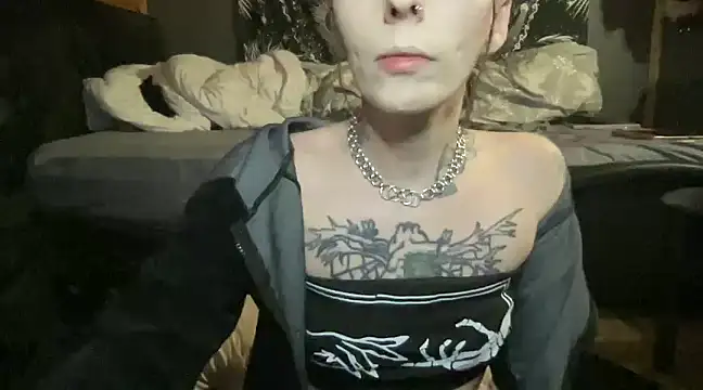 Snapshot of TeenyDoll chatting on 01/07/25, 02:10 TeenyDoll online show from 01/07/25, 02:10