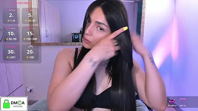 Snapshot of EricaVanderhill chatting on 11/29/25, 12:46 EricaVanderhill online show from 11/29/25, 12:46