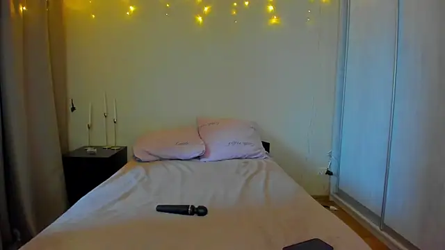 Bella Foryou online show from 01/07/25, 04:08