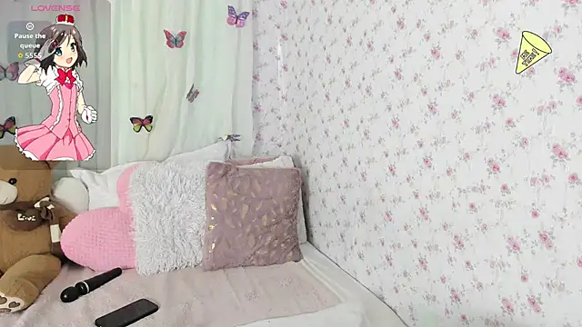 Snapshot of karinaEbony chatting on 10/31/25, 10:49 karinaEbony online show from 10/31/25, 10:49