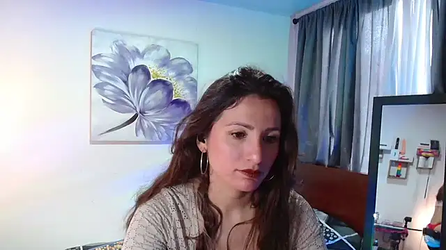 vanessabrown  online show from 12/17/24, 01:49
