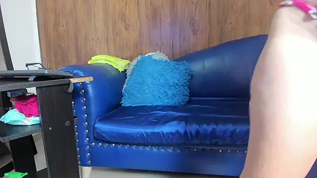 Mature Skinny online show from 03/08/25, 12:52