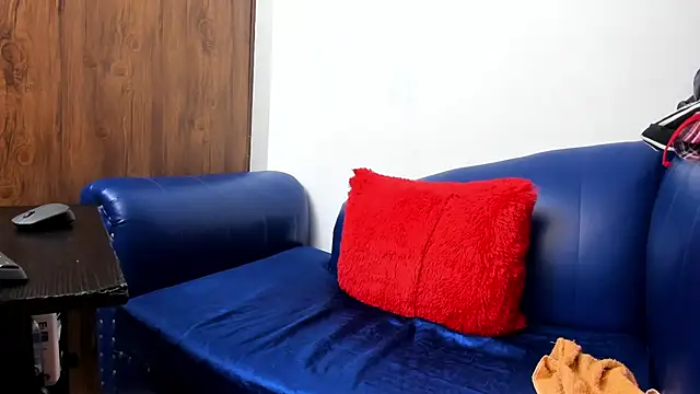 Snapshot of Mature_Skinny chatting on 10/14/25, 12:28 Mature Skinny online show from 10/14/25, 12:28