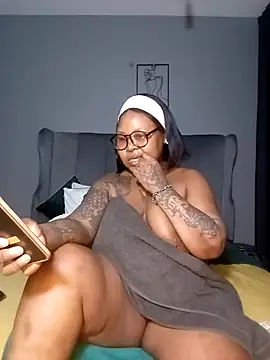 PearlSexxy69 online show from 06/14/26, 05:15