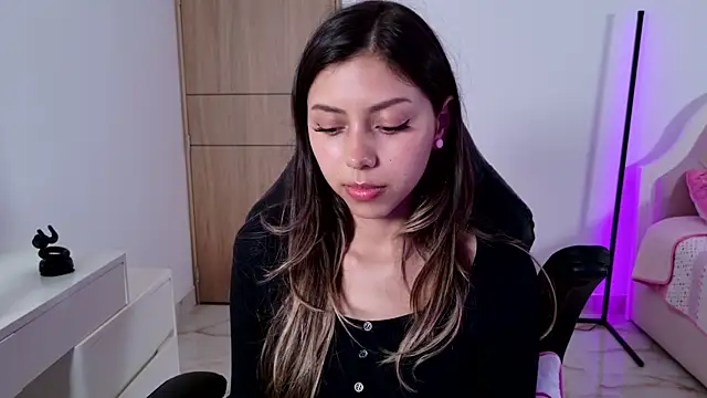 Sensualtease online show from 11/27/25, 01:51