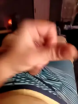 Snapshot of MrDaRkO_420 chatting on 09/21/25, 07:15 MrDaRkO 420 online show from 09/21/25, 07:15