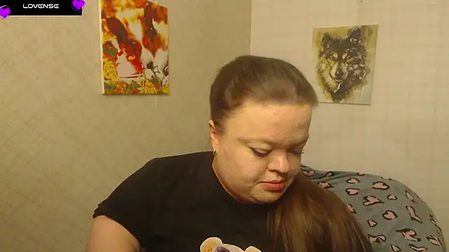 Janiffer MiMi online show from 10/17/25, 03:58