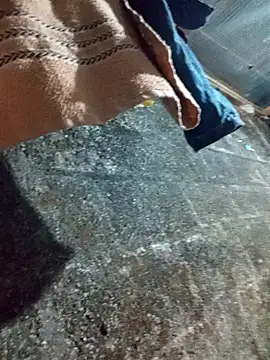 IsHu Boy online show from 12/17/25, 10:27