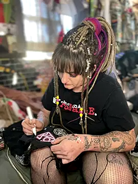 1-800-FUCKYOU online show from 09/19/25, 02:07