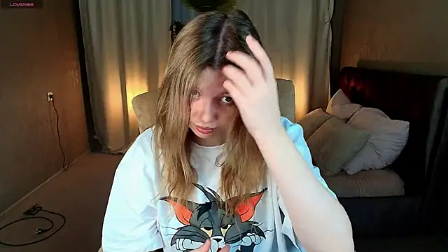 Vivian cutie online show from 12/03/24, 03:33