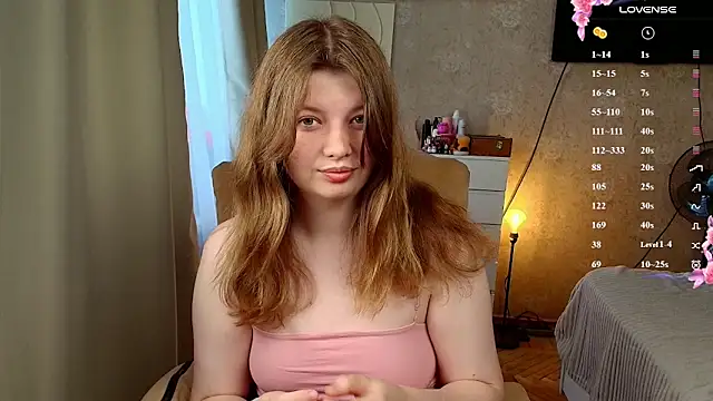 Vivian cutie online show from 05/24/26, 10:42